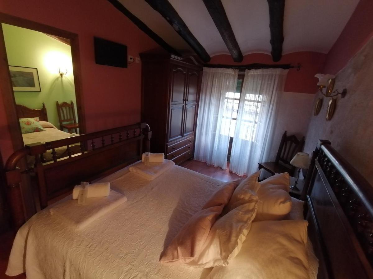 Cal Pons Bed & Breakfast Prades Bagian luar foto