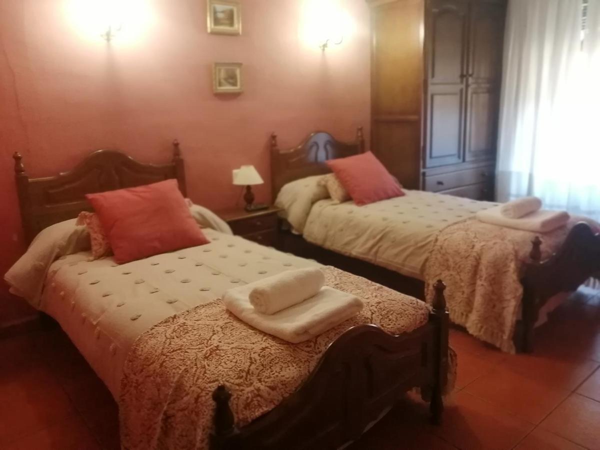 Cal Pons Bed & Breakfast Prades Bagian luar foto